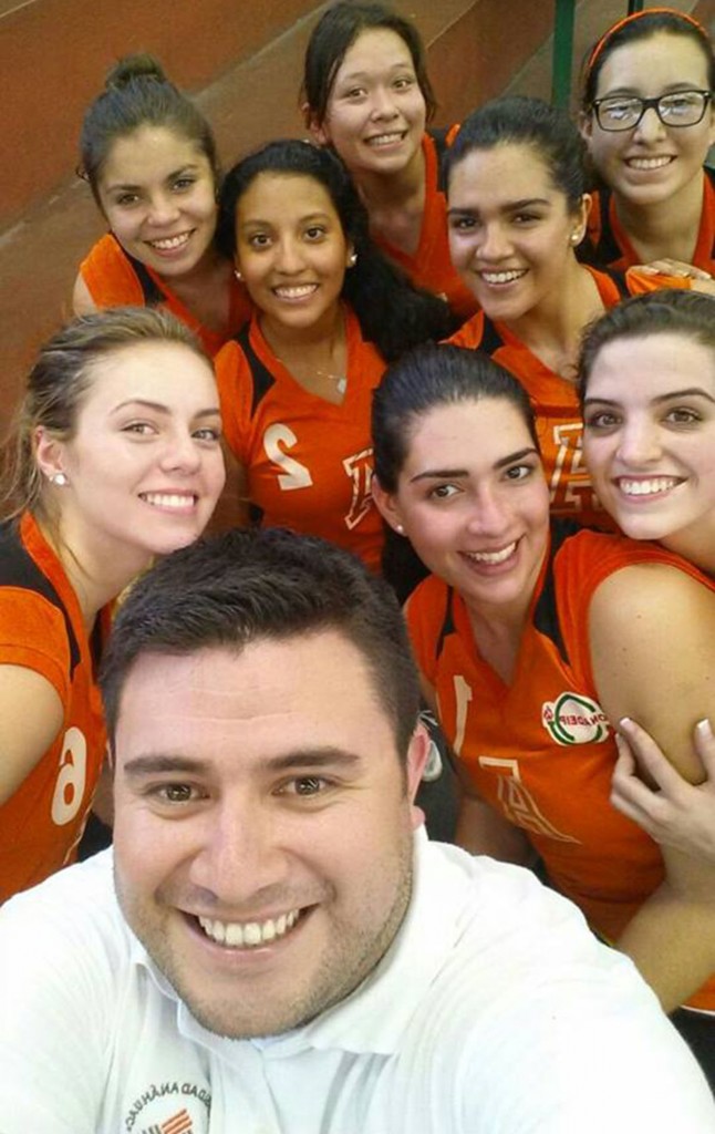 Equipo de Volleyball Femenil / Campeonas Interanáhuac 2014