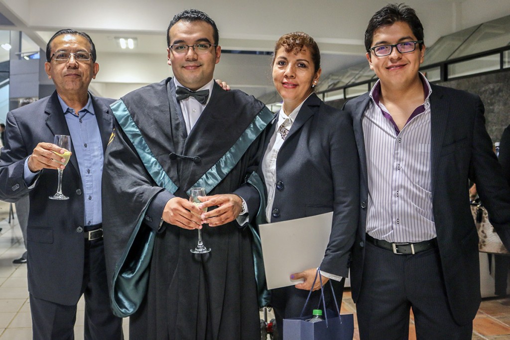 conferimiento-de-grado-2015_46