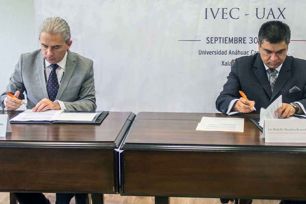 convenio-de-colaboracion-uax-ivec_04