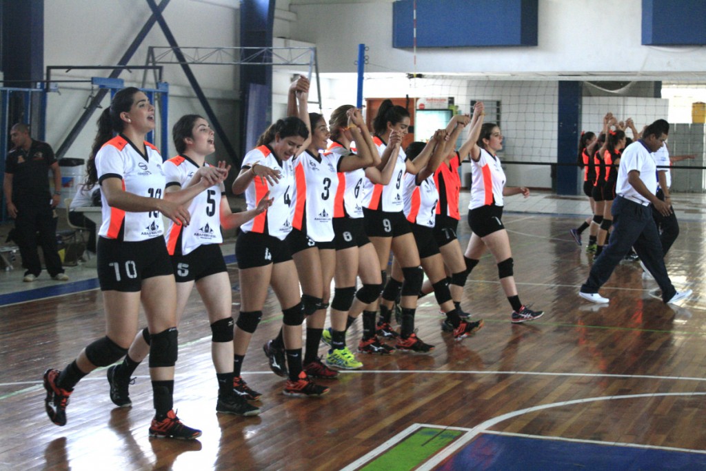 leonas-voleibol-ganan_02