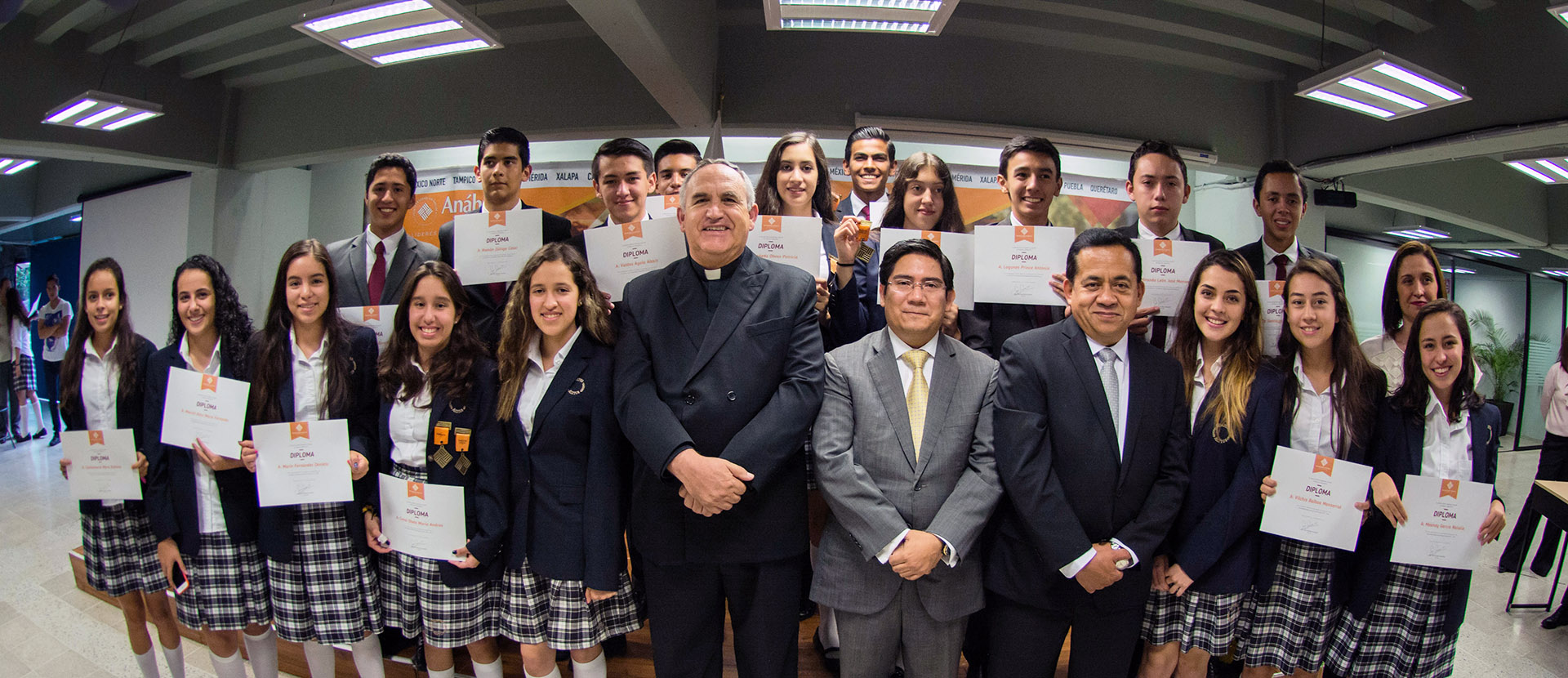 ceremonia-fin-cursos-premiacion-bax_01