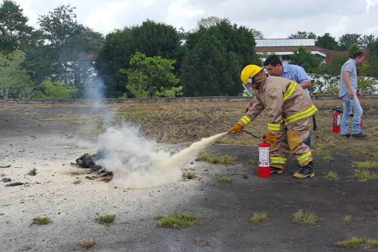 certificacion-industrial-control-incendios_11