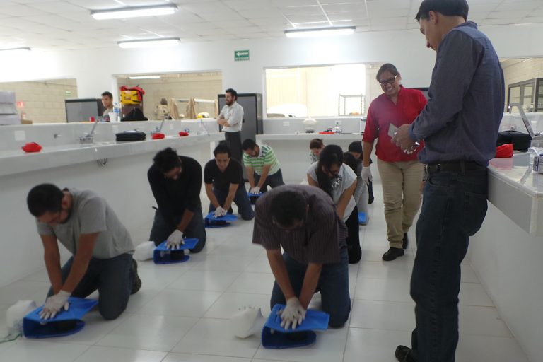 certificacion-industrial-primeros-auxilios_12