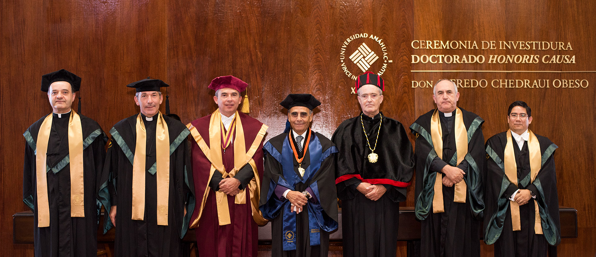 doctorado-honoris-causa_03