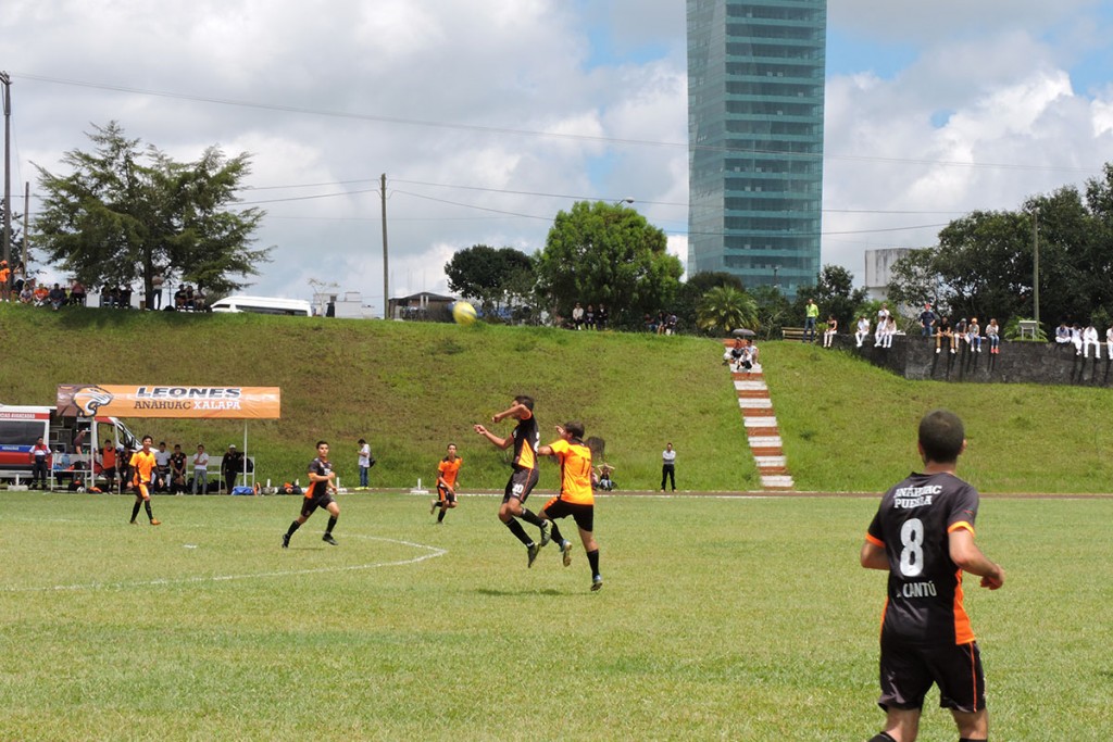 leones-soccer-vs-uap_12