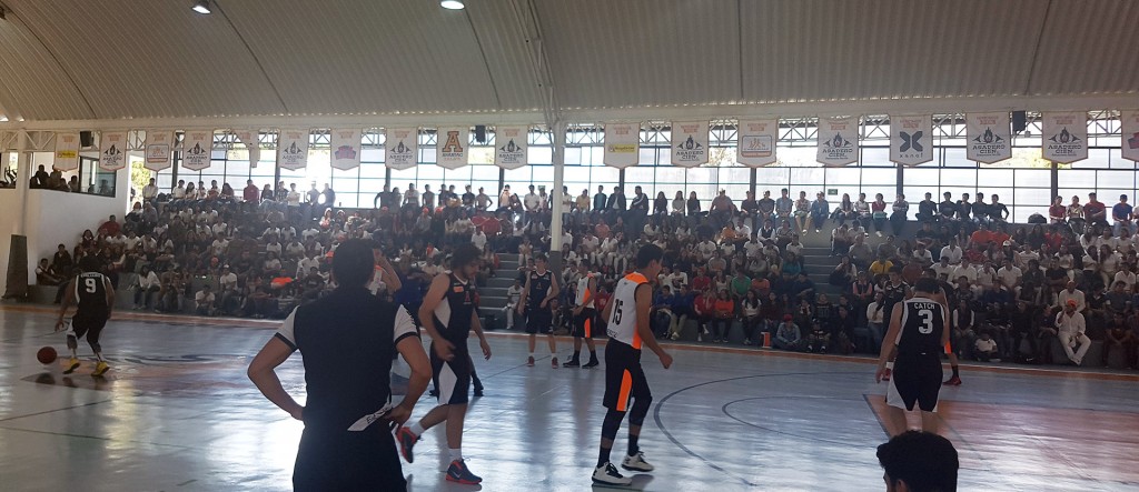 leones-vs-uax-vslasalle_01