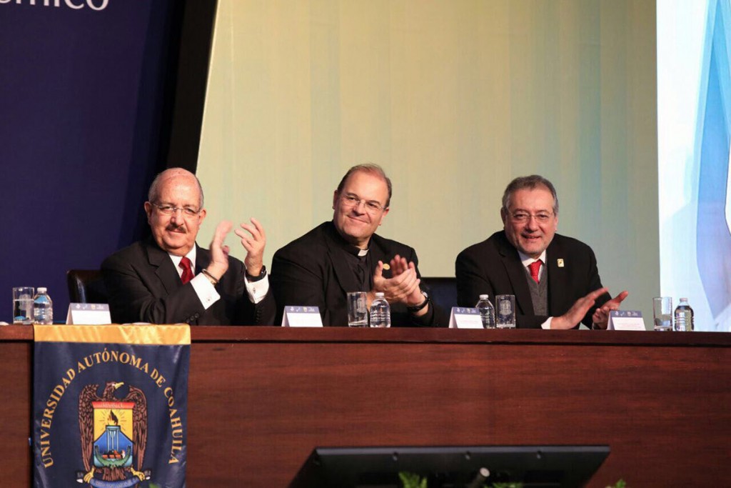 padron-egel-reconoce-programas-anahuac_10