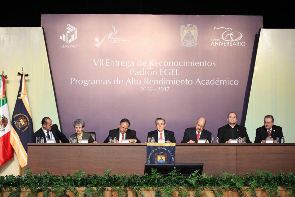 padron-egel-reconoce-programas-anahuac_12