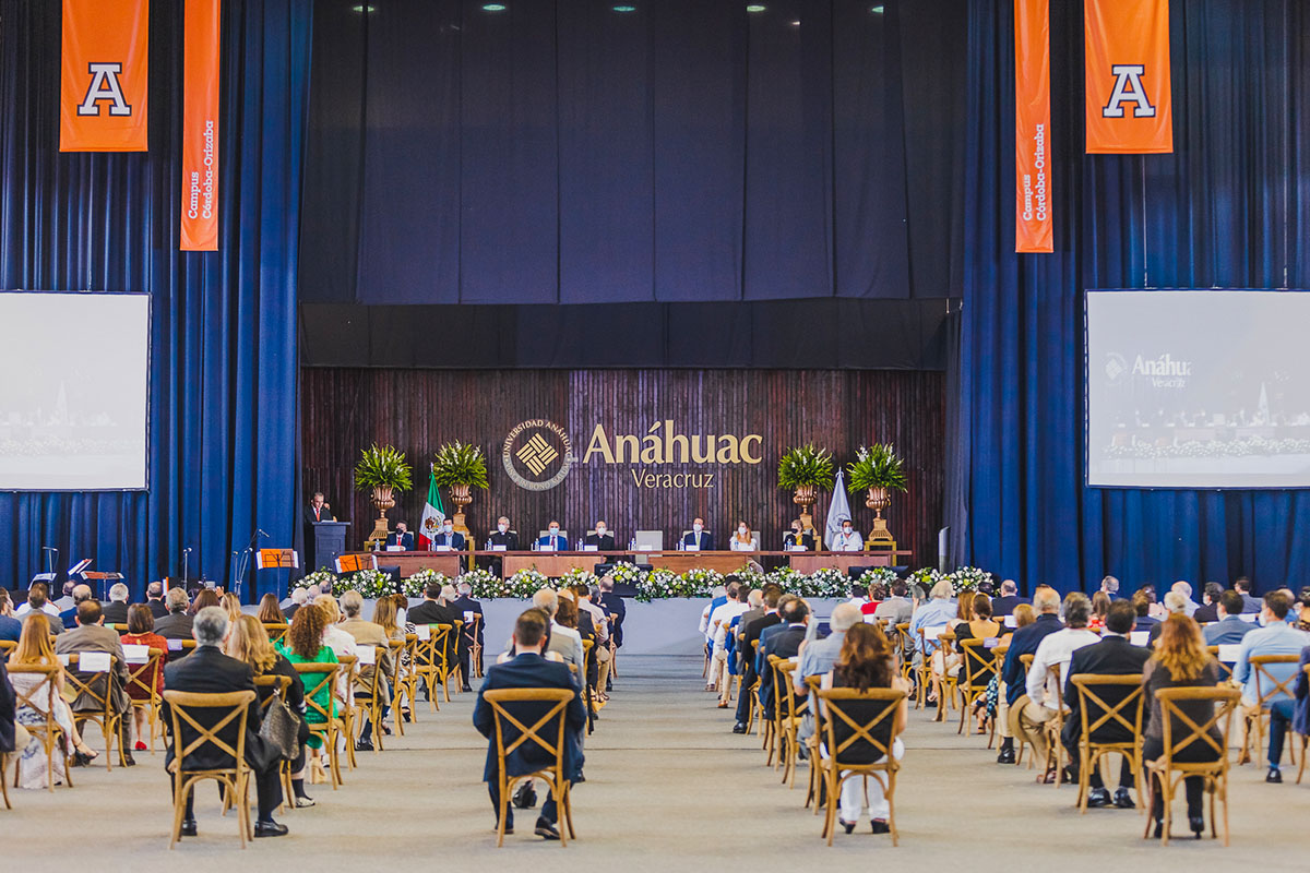 1 / 7 - Inauguración de la Universidad Anáhuac Veracruz campus Córdoba-Orizaba
