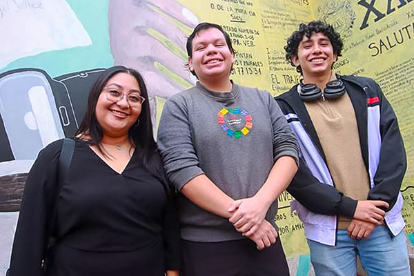 Alumnos Finalistas en la Feria de Tecnología del Centro Paula Souza