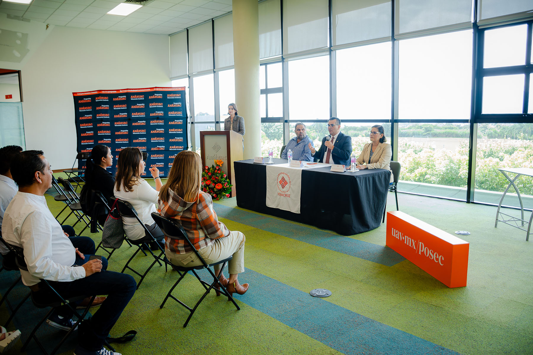 clausura-diplomado-liderazgo-hidrocarburos_11