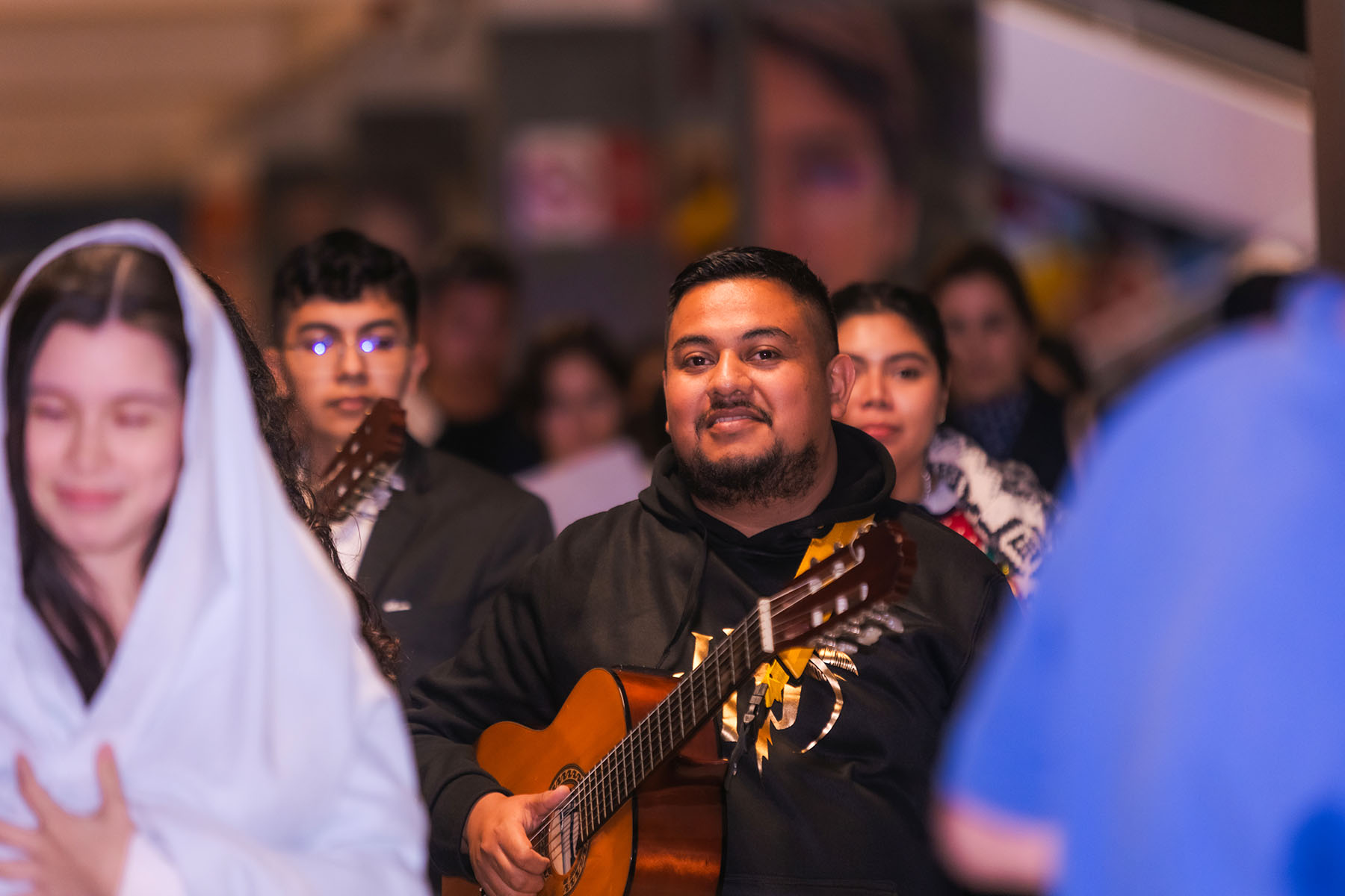 2 / 5 - Celebramos la Tradicional Posada Universitaria: Galería 2024